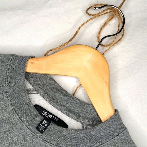 BRUNETTE Grey Crewneck Sweatshirt - Picture 4 of 6